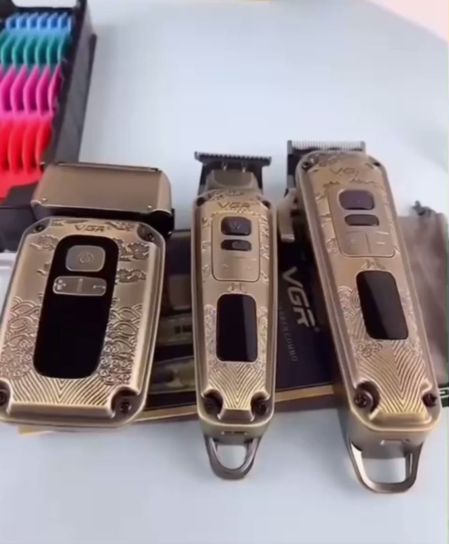 Boîte de la tondeuse VGR ouverte montrant la tondeuse et les accessoires